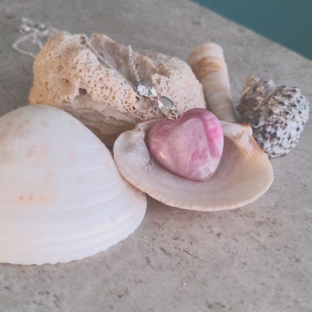 Beautiful Faux Rose Quartz Necklace